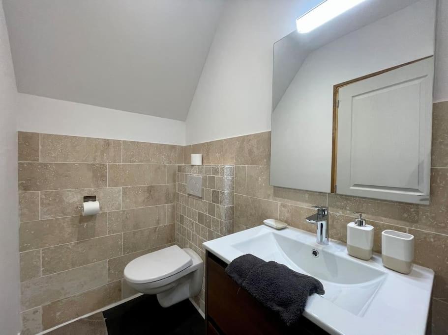 Le Logis Courtelay By Melrose Holiday home Mosles